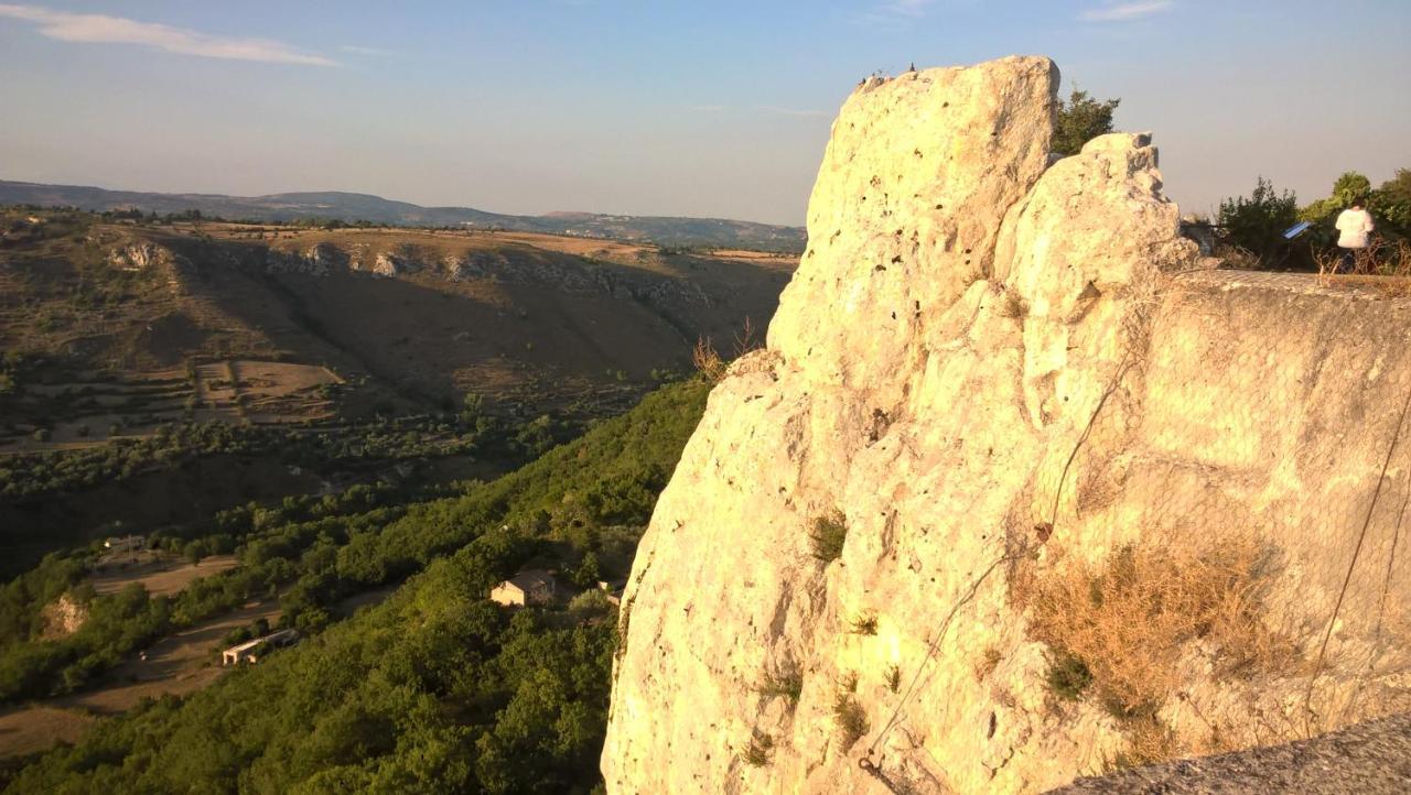Dimora Del Pero Villa Palazzolo Acreide Dış mekan fotoğraf
