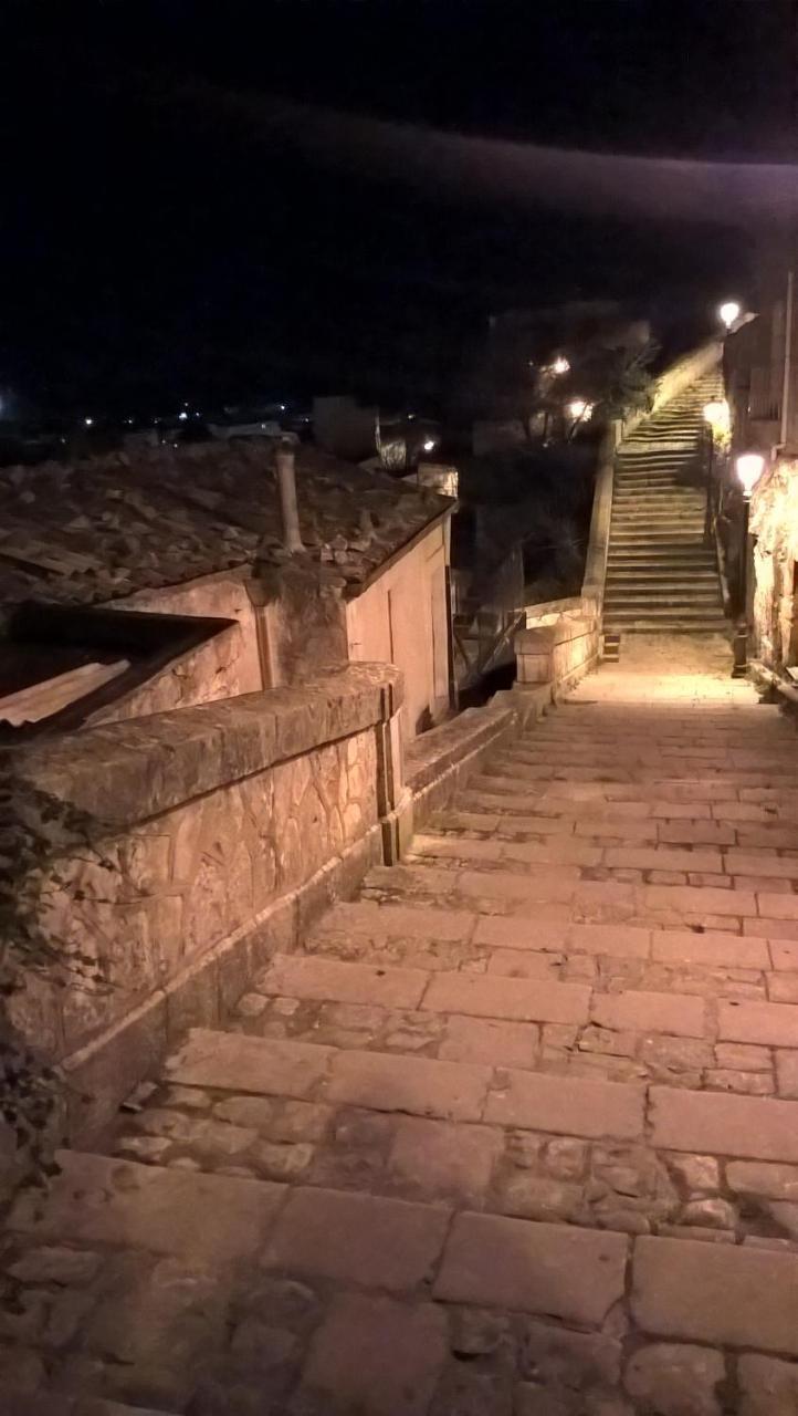 Dimora Del Pero Villa Palazzolo Acreide Dış mekan fotoğraf
